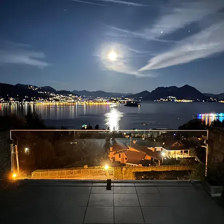 Apartamento Lakeside Harmonies - Chic With Pool And Panoramic View *