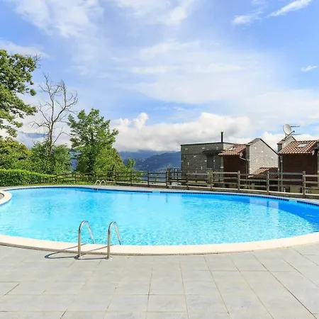 Lakeside Harmonies - Chic With Pool And Panoramic View *
