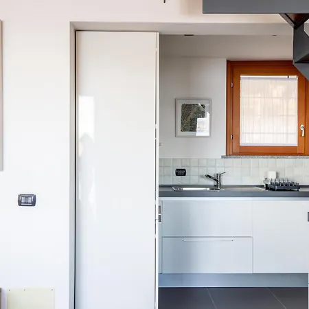 Lakeside Harmonies - Chic With Pool And Panoramic View Apartment Baveno